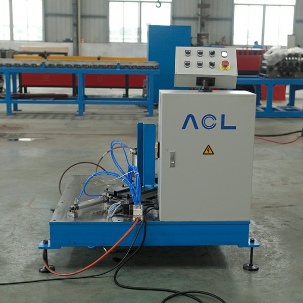 Single direction TDF flange duct corner fitting machine 